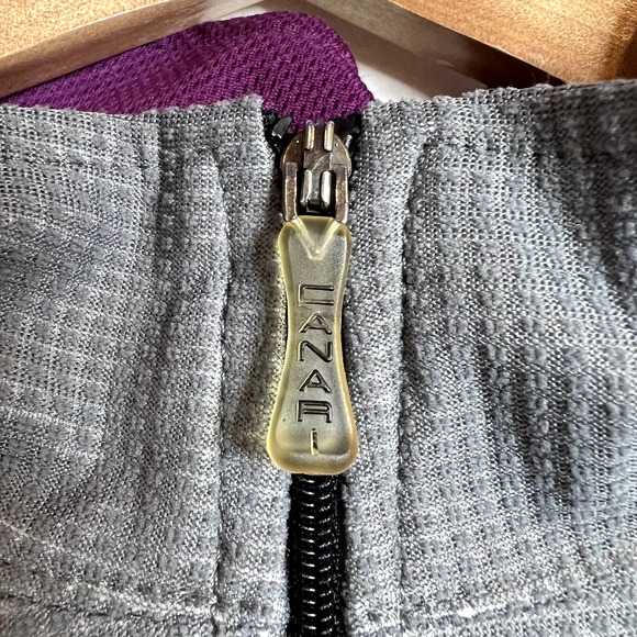 Canari Women's Cycling Windbreaker Vest Size Medium Full Zip Gray Purple USA - Picture 5 of 7